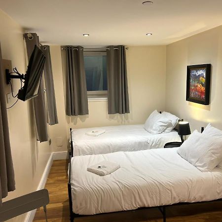 Twin Room With En-Suite Édimbourg Extérieur photo