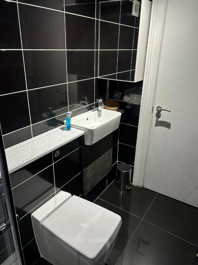 Twin Room With En-Suite Édimbourg Extérieur photo